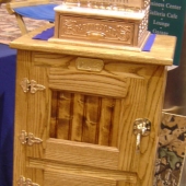 Small Icebox with Register
